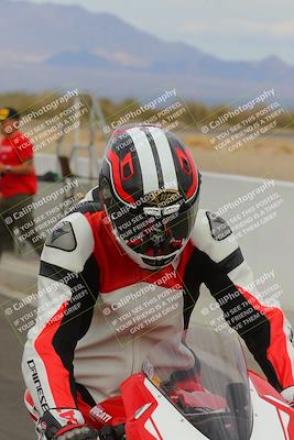 media/Mar-20-2023-Moto Forza (Mon) [[d0bbc59e78]]/Around the Pits/